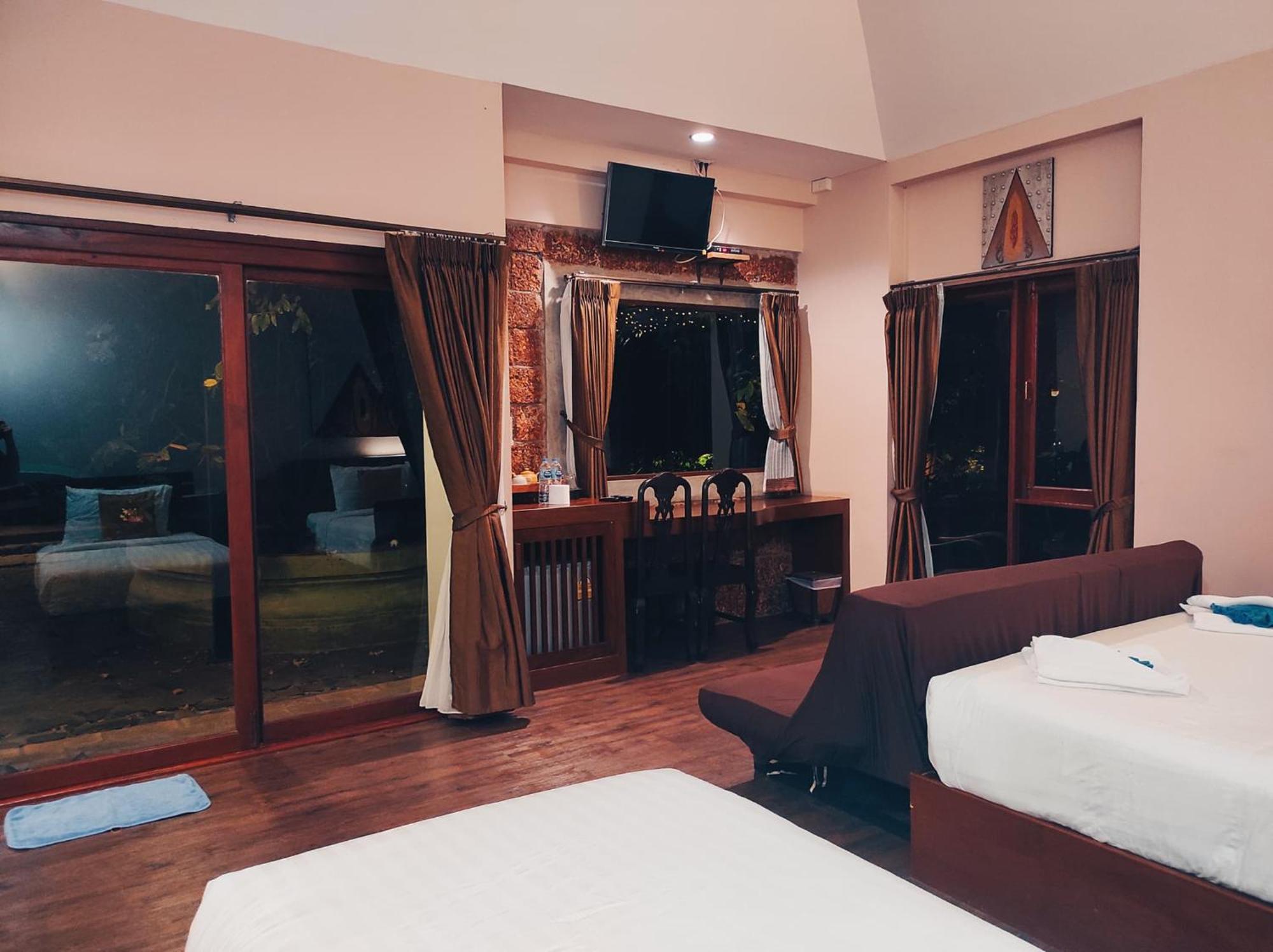 Foresto Sukhothai Guesthome Экстерьер фото